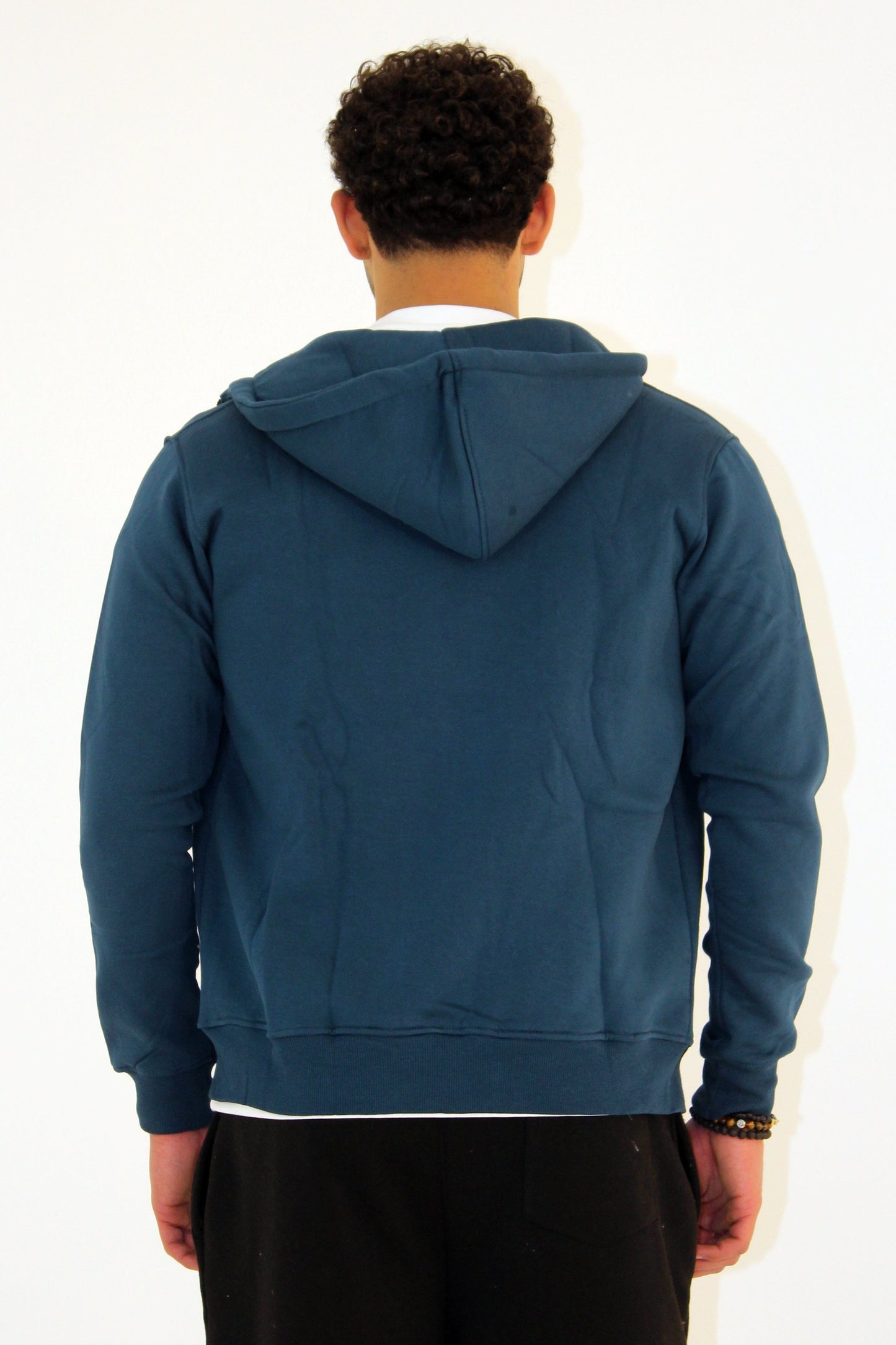 Basic Zipped Hoodie