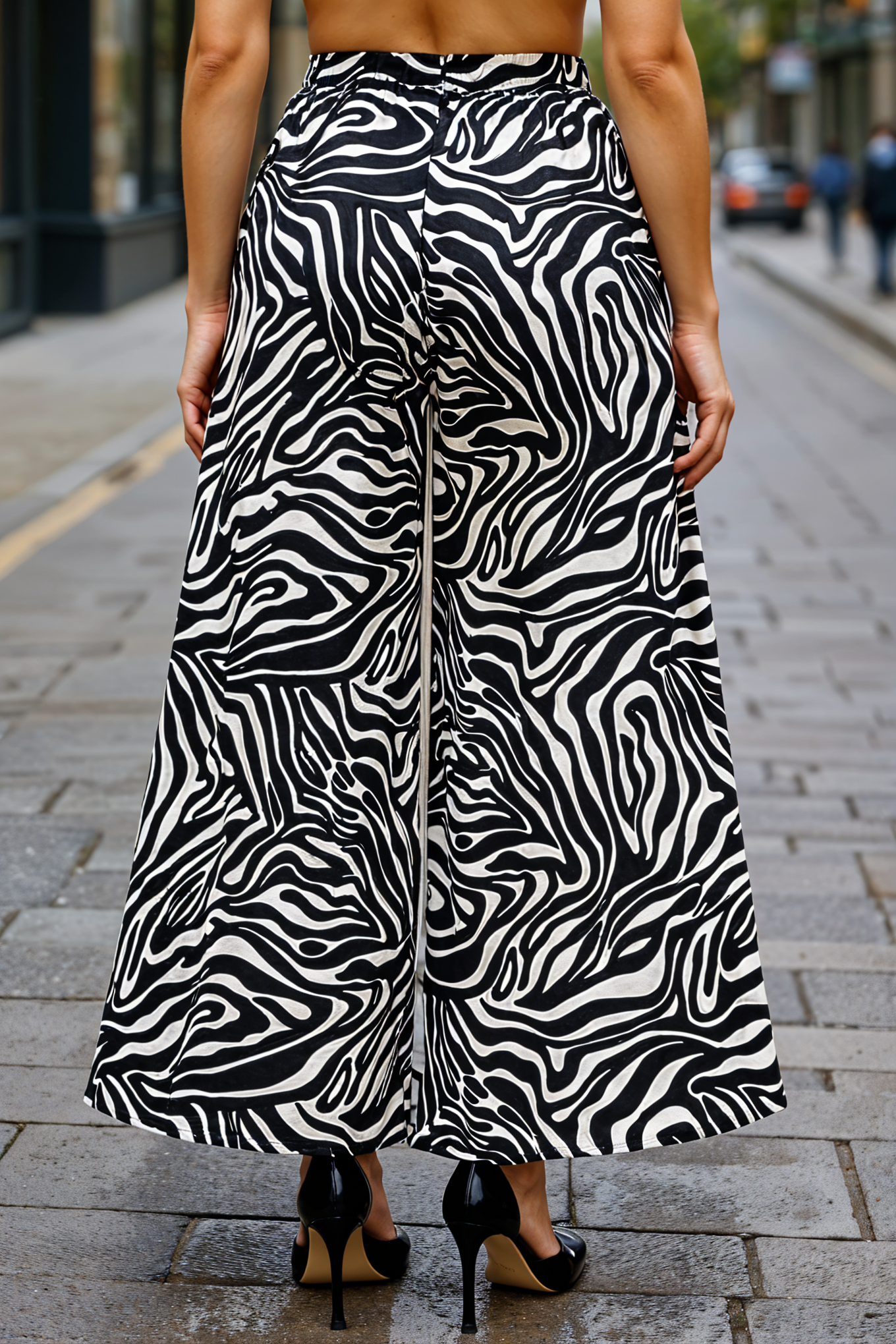 Zebra Flow Wide-Leg Pants