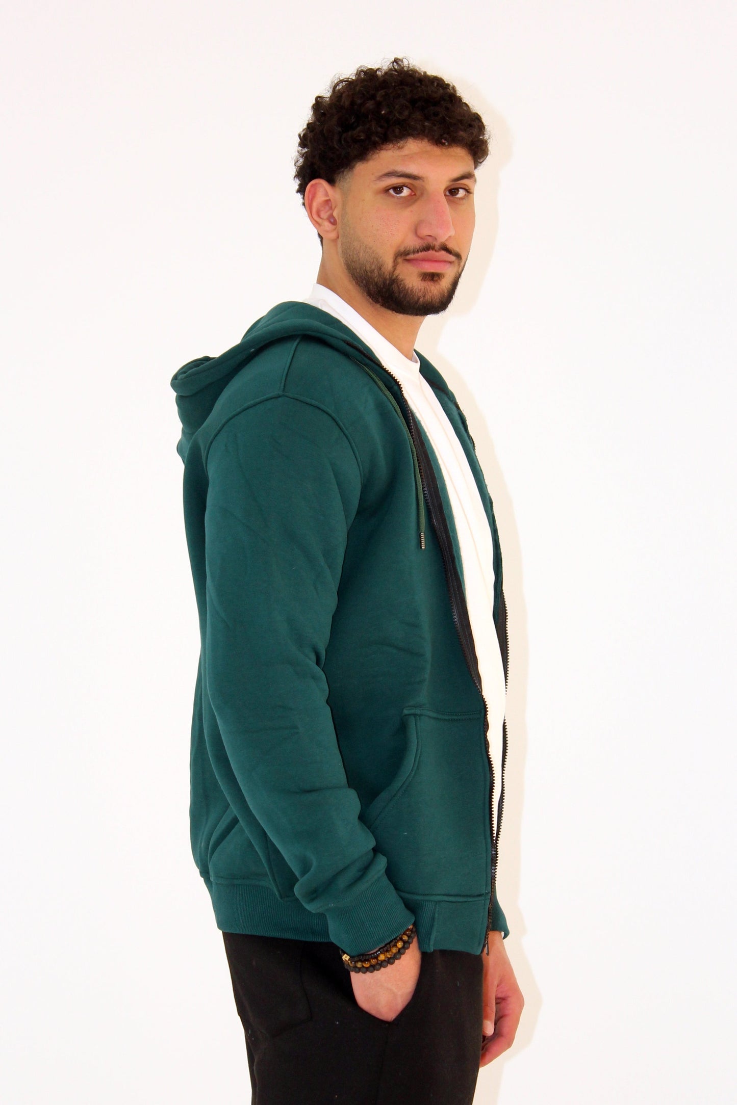 Basic Zipped Hoodie