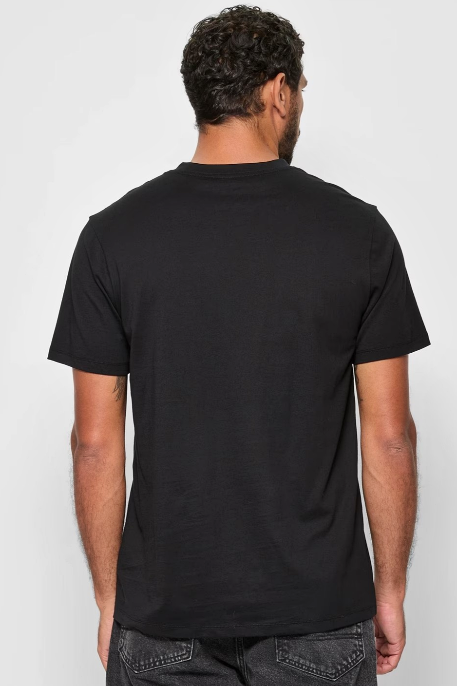 V-neck T-shirt